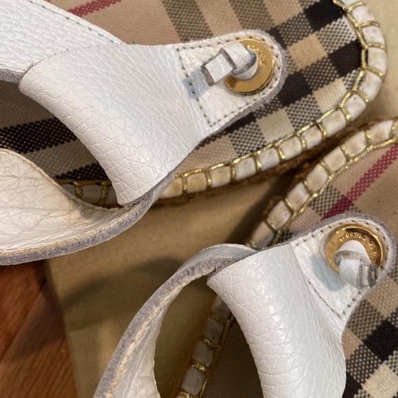 Burberry Calf Leather Thong Sandal Wedge with Box size 37 - Picture 11 of 11
